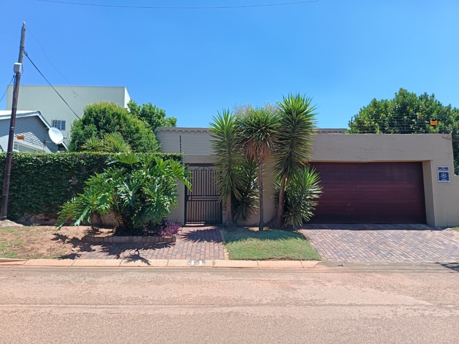 3 Bedroom Property for Sale in Greymont Gauteng