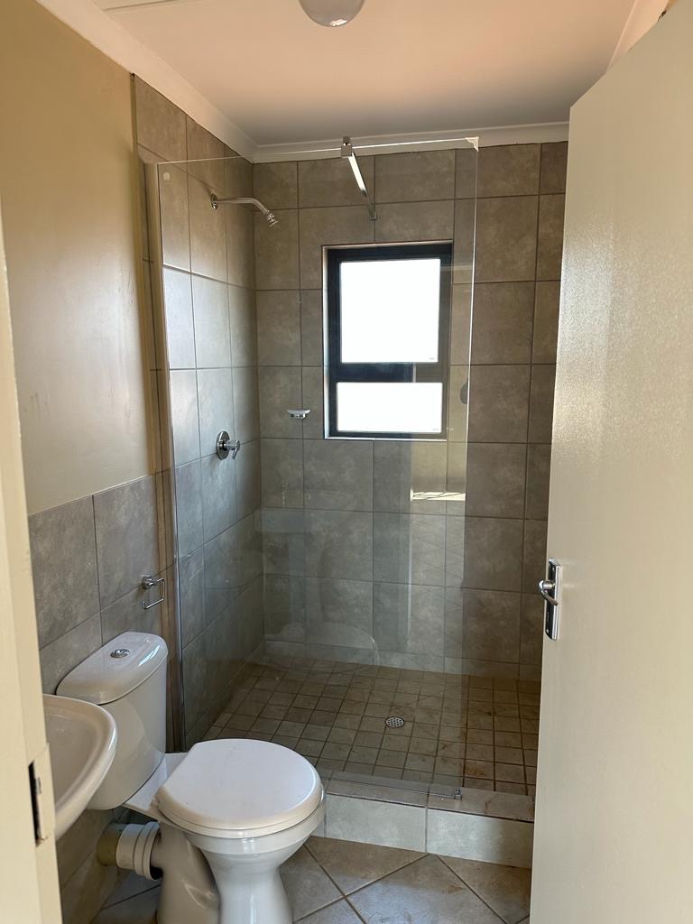 2 Bedroom Property for Sale in Windmill Park Gauteng