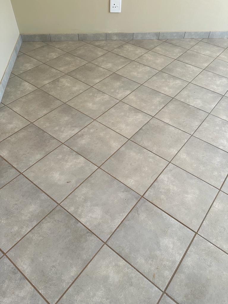 2 Bedroom Property for Sale in Windmill Park Gauteng