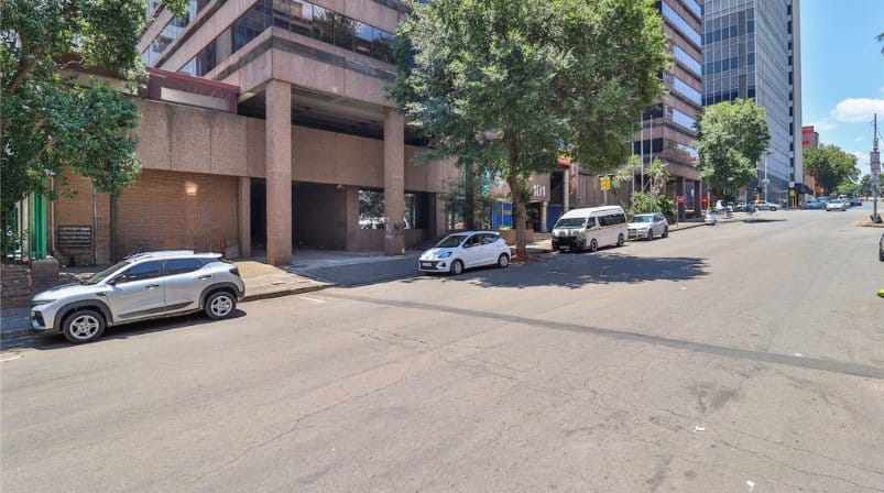 To Let commercial Property for Rent in Braamfontein Gauteng