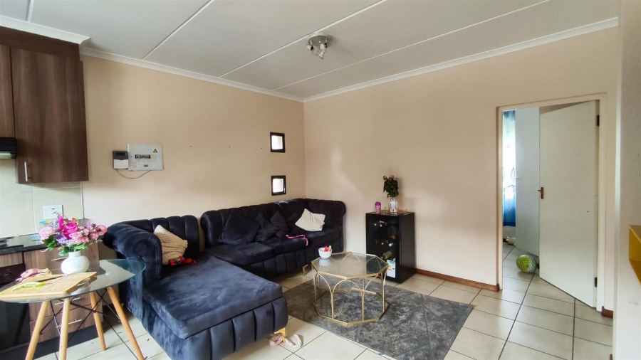 2 Bedroom Property for Sale in Helderwyk Gauteng