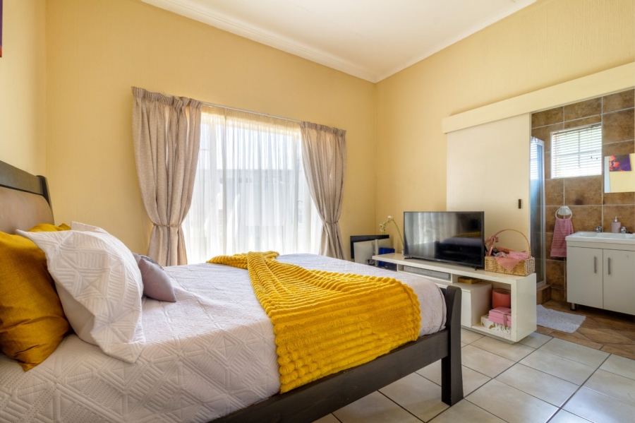 2 Bedroom Property for Sale in Northgate Gauteng