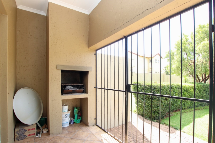 2 Bedroom Property for Sale in Northgate Gauteng