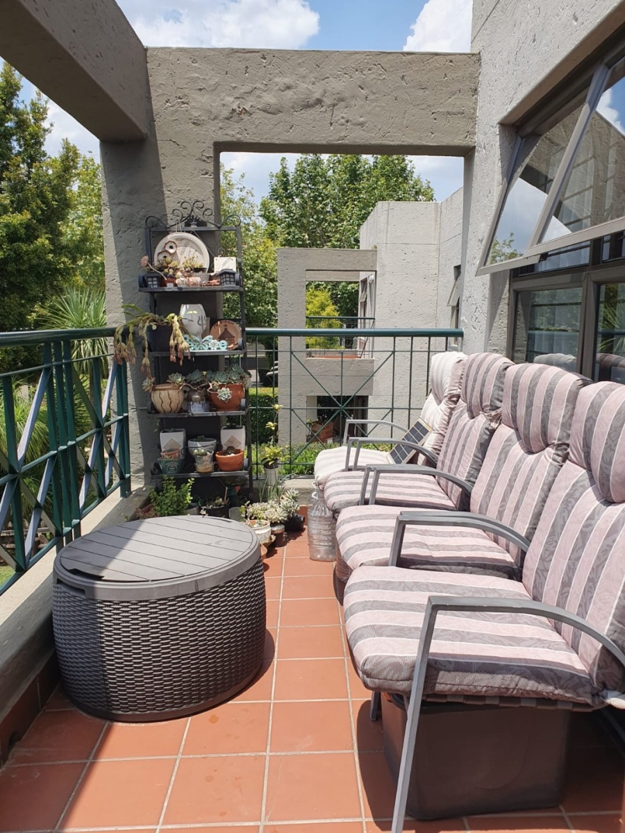 2 Bedroom Property for Sale in Marais Steyn Park Gauteng