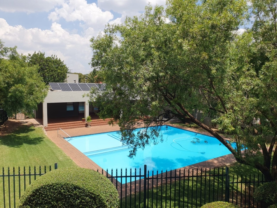 2 Bedroom Property for Sale in Marais Steyn Park Gauteng