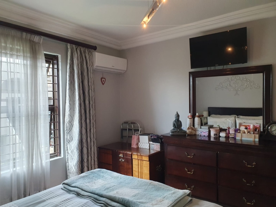 2 Bedroom Property for Sale in Marais Steyn Park Gauteng