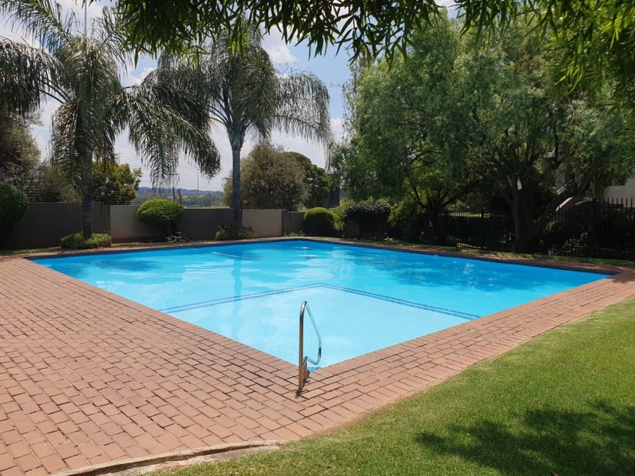 2 Bedroom Property for Sale in Marais Steyn Park Gauteng