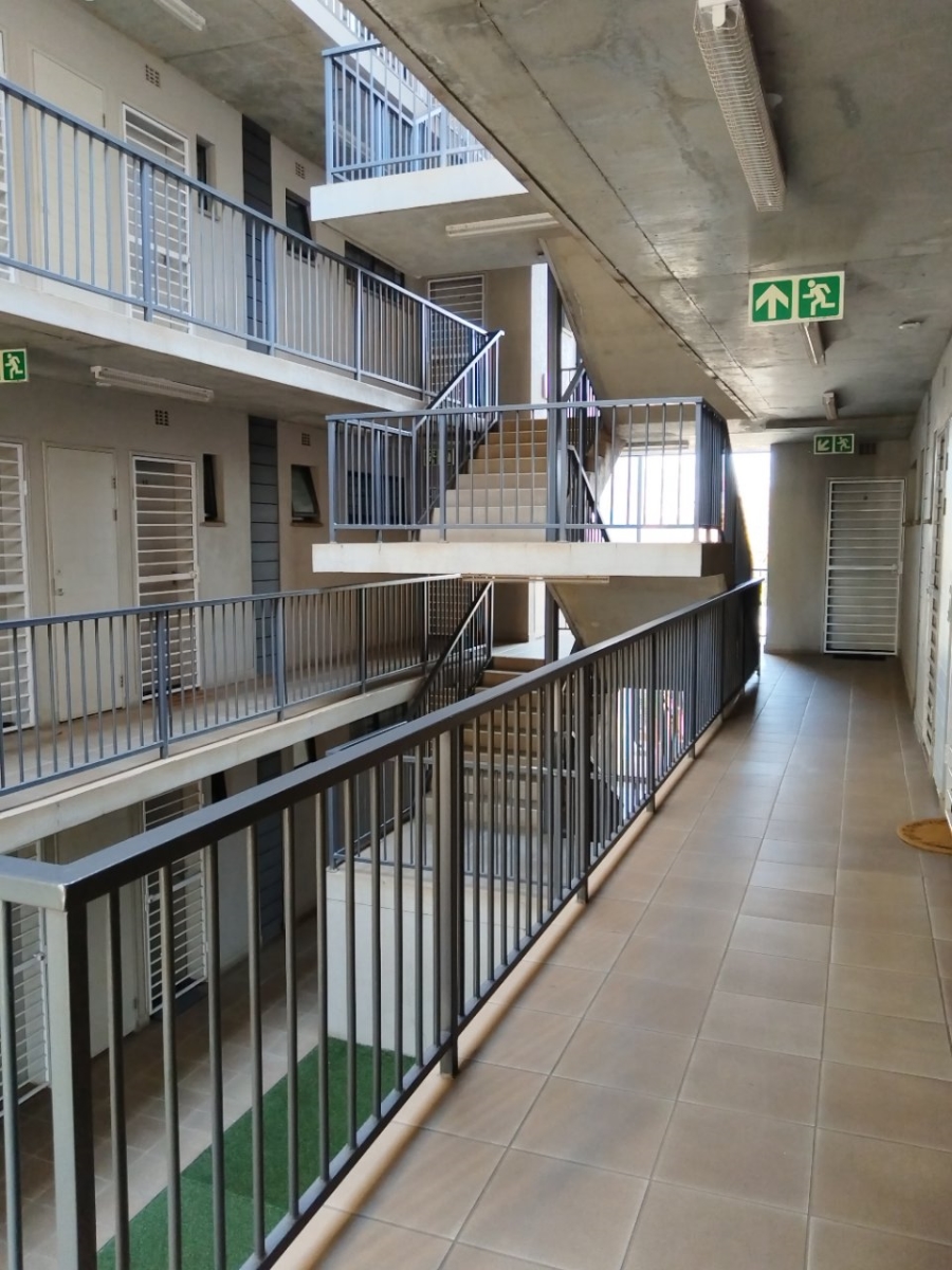 To Let 2 Bedroom Property for Rent in Clubview Gauteng