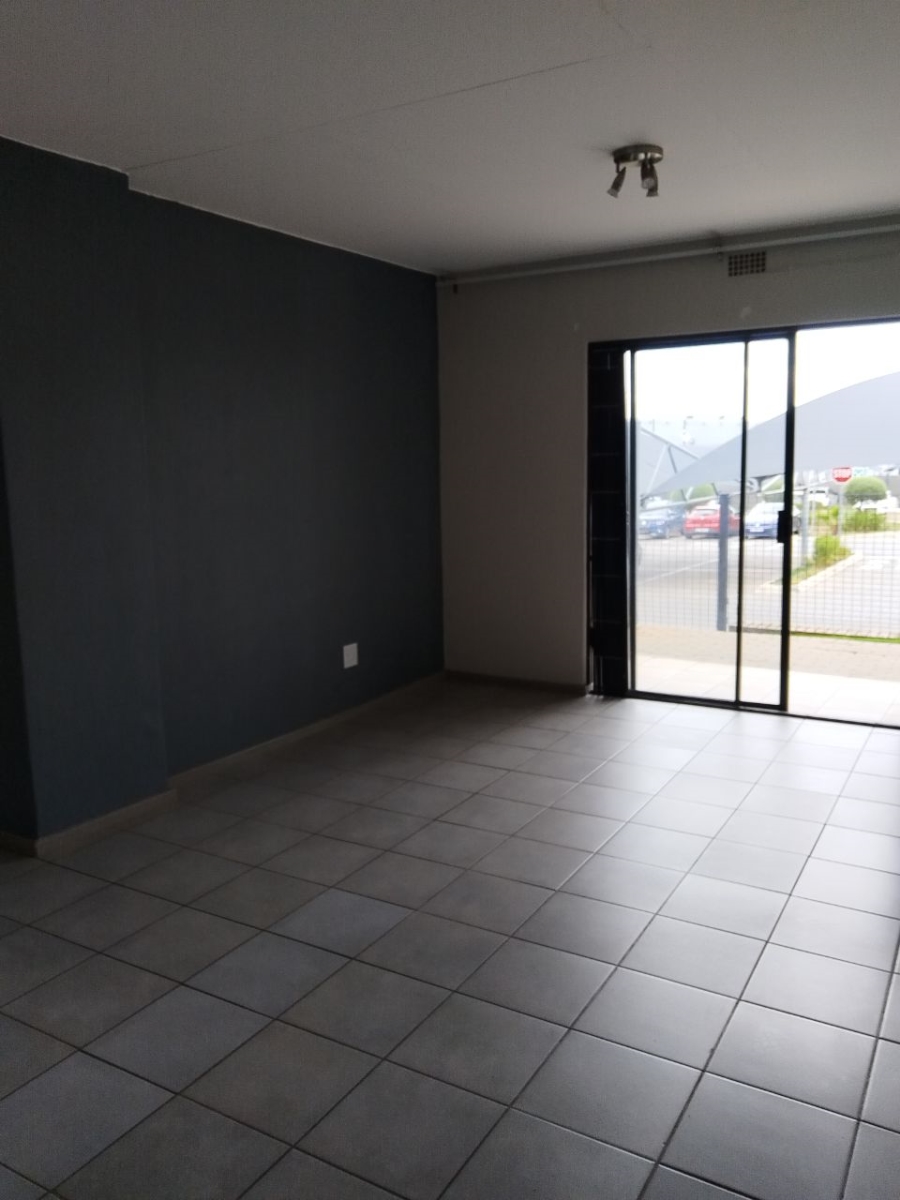 To Let 2 Bedroom Property for Rent in Clubview Gauteng