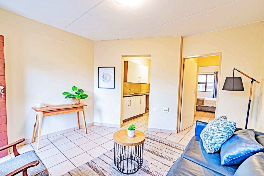 3 Bedroom Property for Sale in Die Hoewes Gauteng