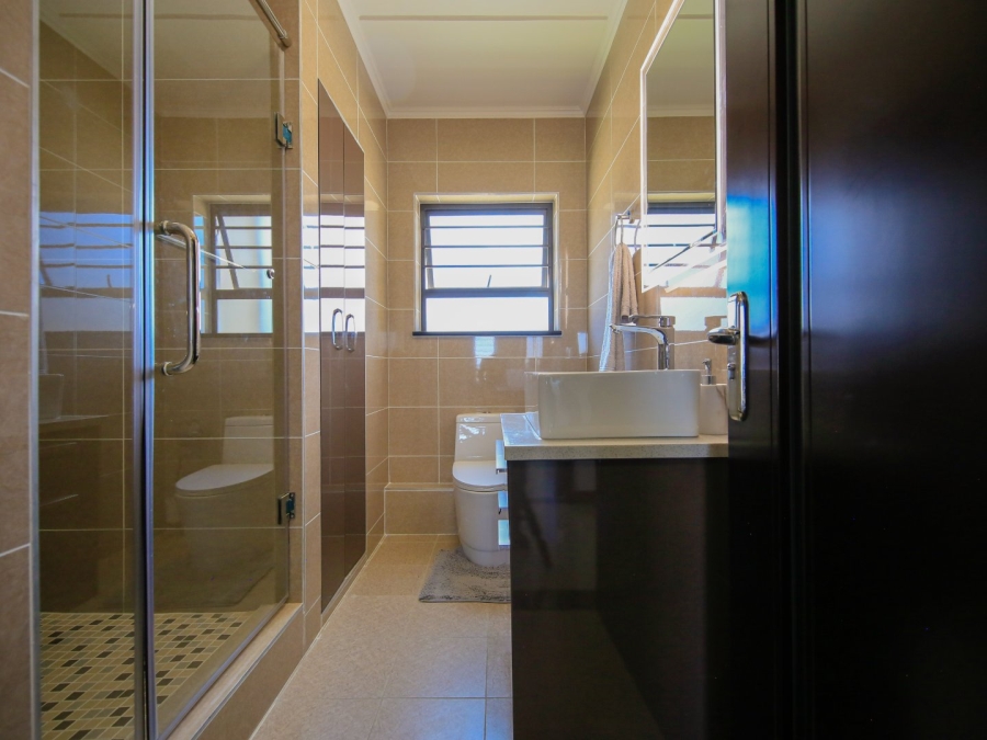 3 Bedroom Property for Sale in Blue Hills Gauteng