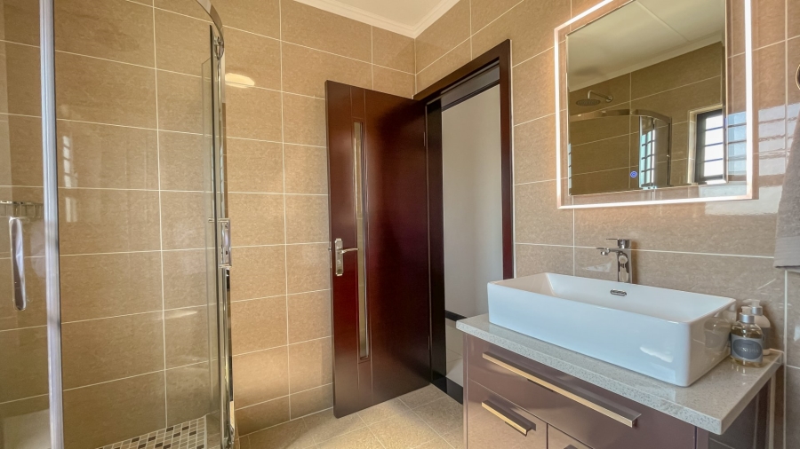 3 Bedroom Property for Sale in Blue Hills Gauteng