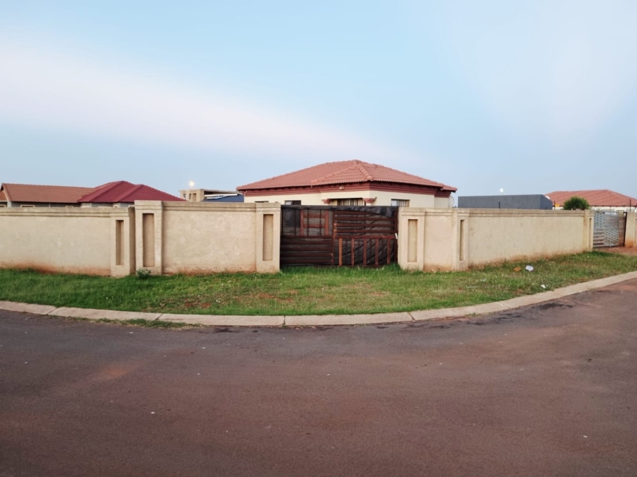 3 Bedroom Property for Sale in Dawn Park Gauteng