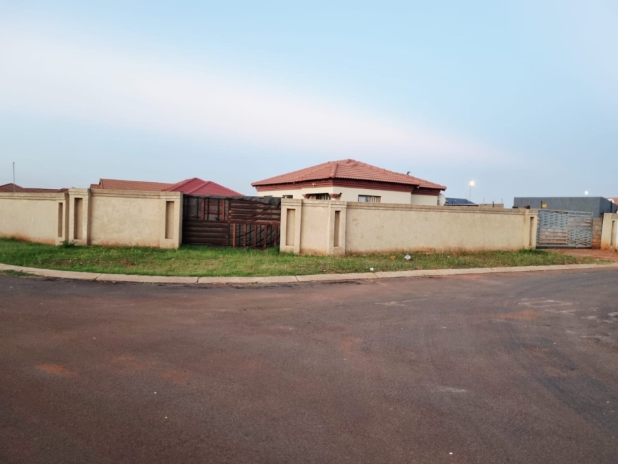 3 Bedroom Property for Sale in Dawn Park Gauteng