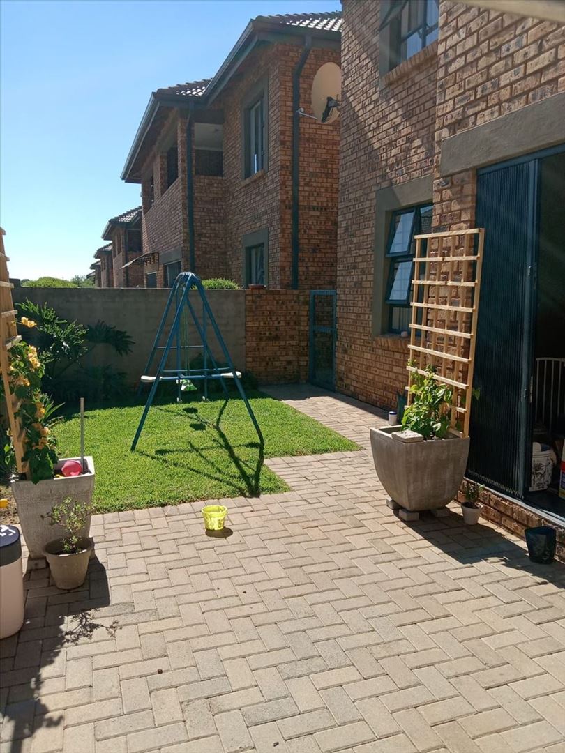 3 Bedroom Property for Sale in Ravenswood Gauteng