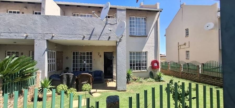 2 Bedroom Property for Sale in Bartlett Gauteng