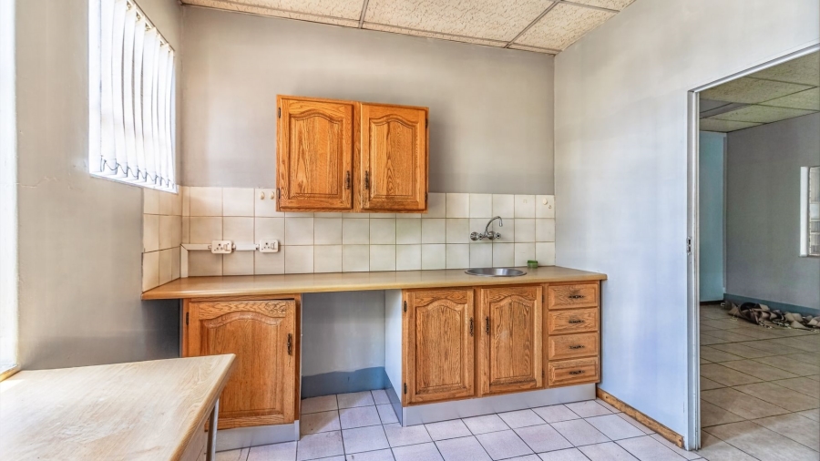 To Let commercial Property for Rent in Meadowdale Gauteng