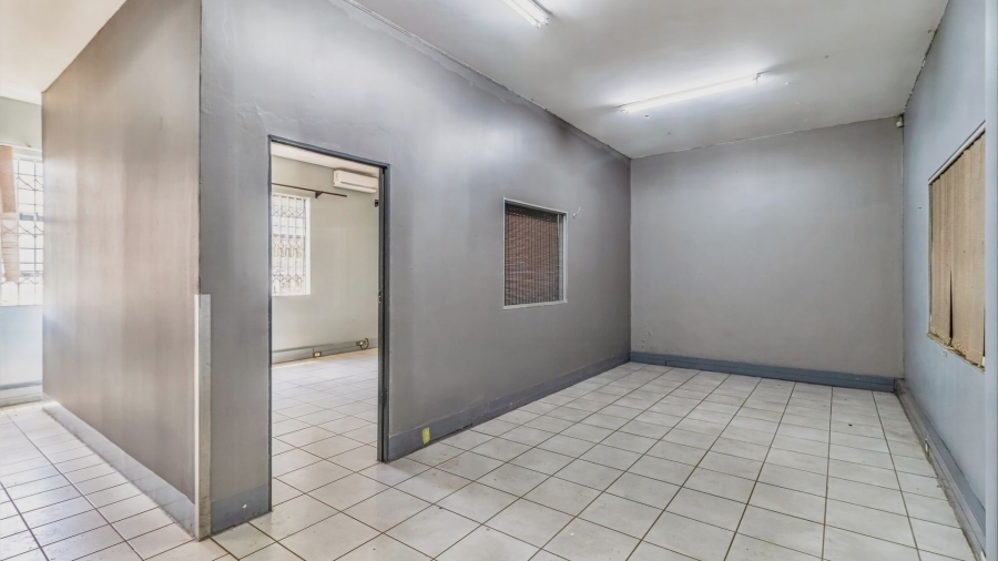 To Let commercial Property for Rent in Meadowdale Gauteng