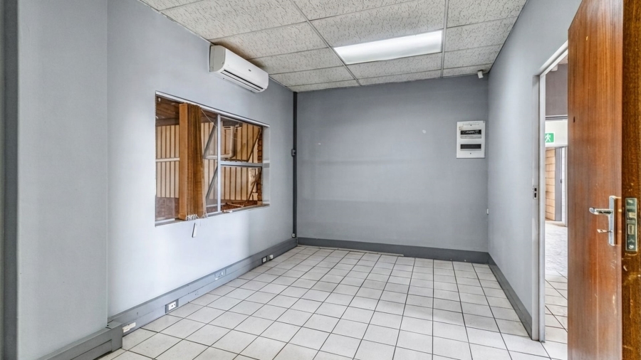 To Let commercial Property for Rent in Meadowdale Gauteng