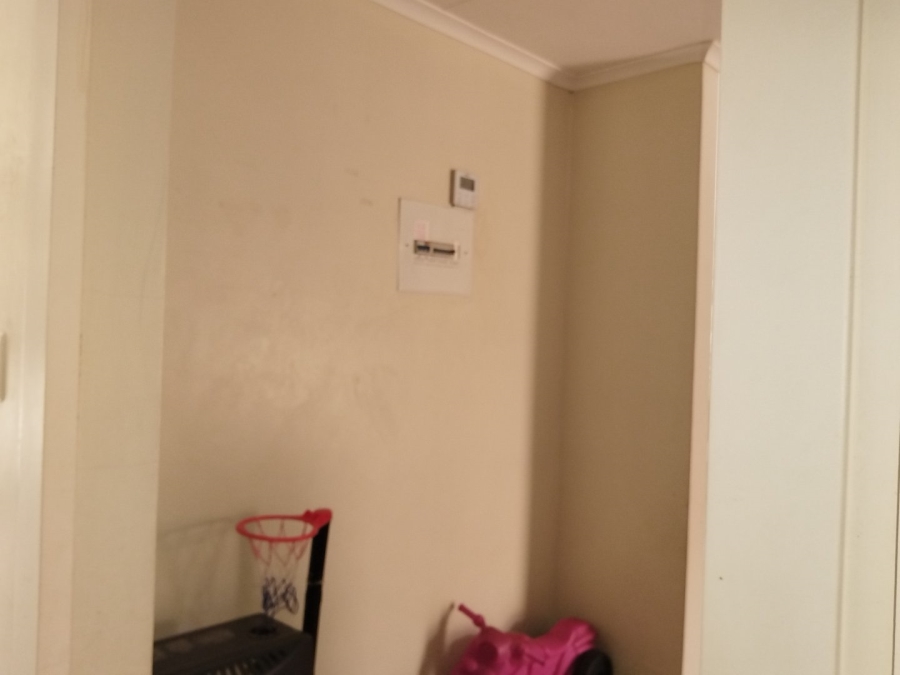 To Let 3 Bedroom Property for Rent in Equestria Gauteng