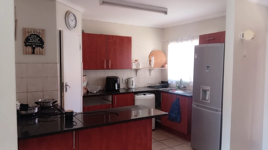 To Let 3 Bedroom Property for Rent in Equestria Gauteng