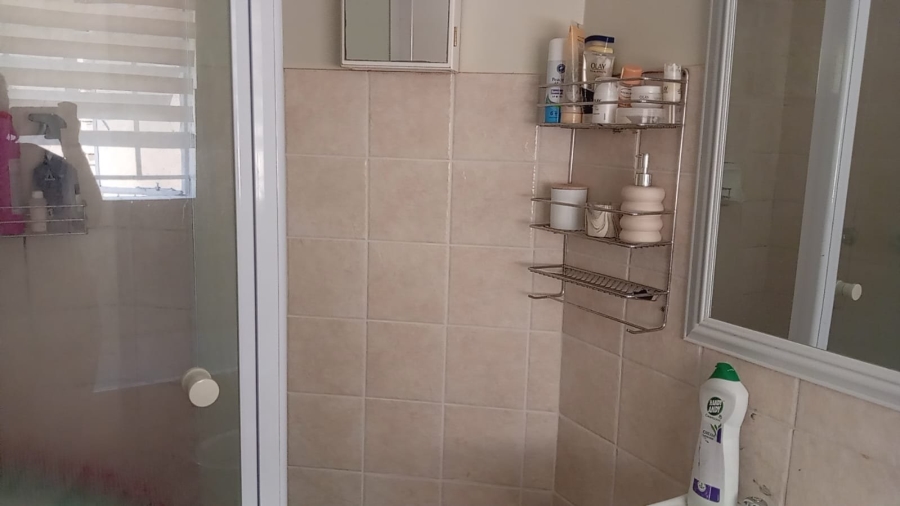 To Let 3 Bedroom Property for Rent in Equestria Gauteng