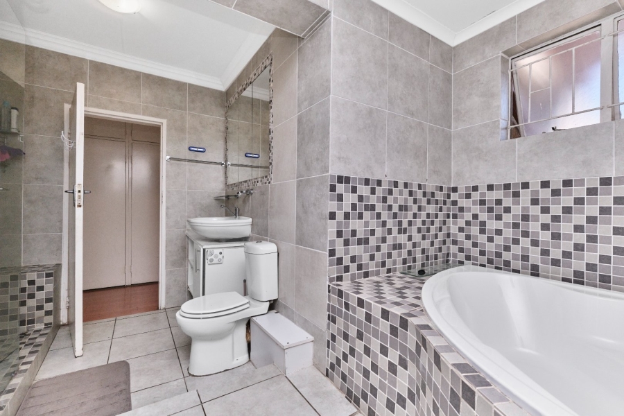 4 Bedroom Property for Sale in Randpark Gauteng