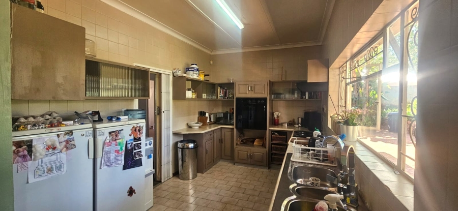 To Let 3 Bedroom Property for Rent in Groenkloof Gauteng