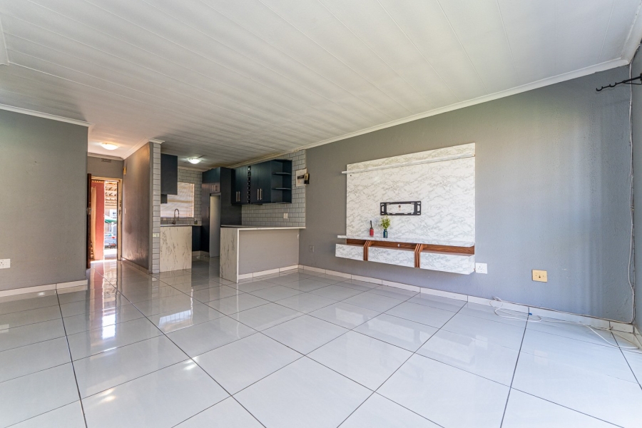 To Let 2 Bedroom Property for Rent in Mindalore Gauteng