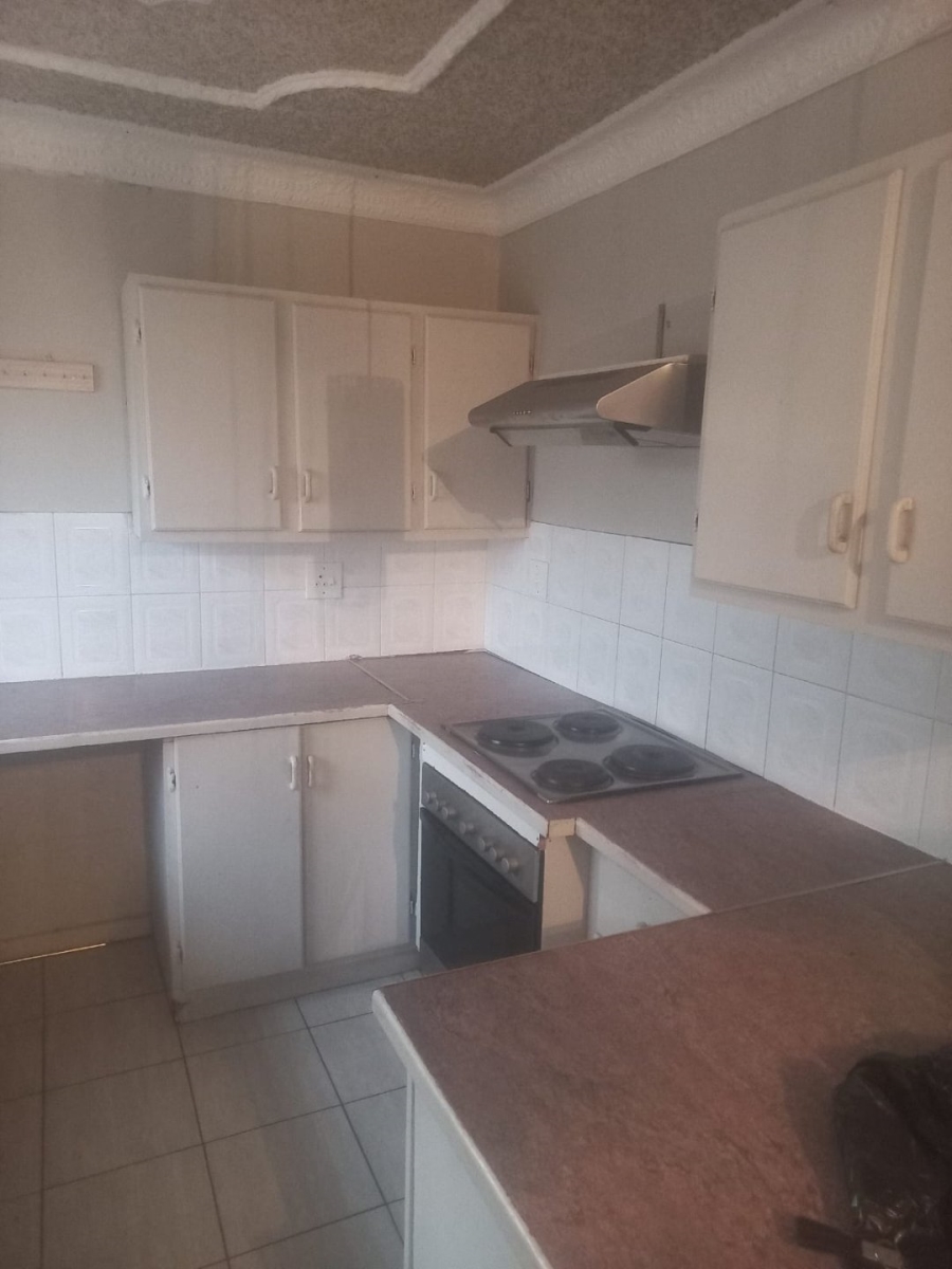 2 Bedroom Property for Sale in The Orchards Gauteng