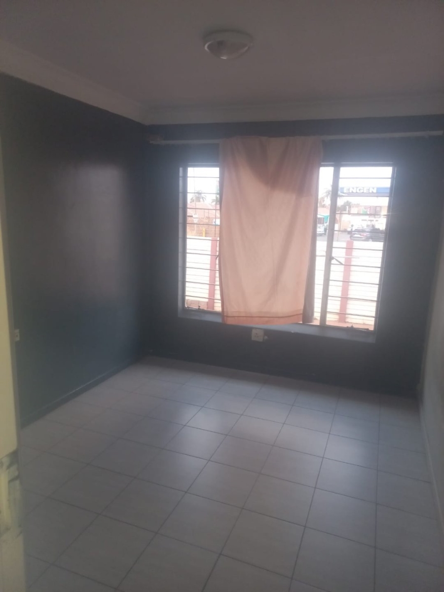 2 Bedroom Property for Sale in The Orchards Gauteng