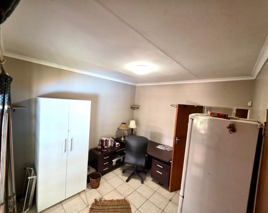 4 Bedroom Property for Sale in Wierda Park Gauteng