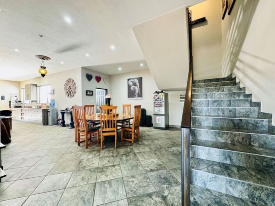 8 Bedroom Property for Sale in Annlin Gauteng