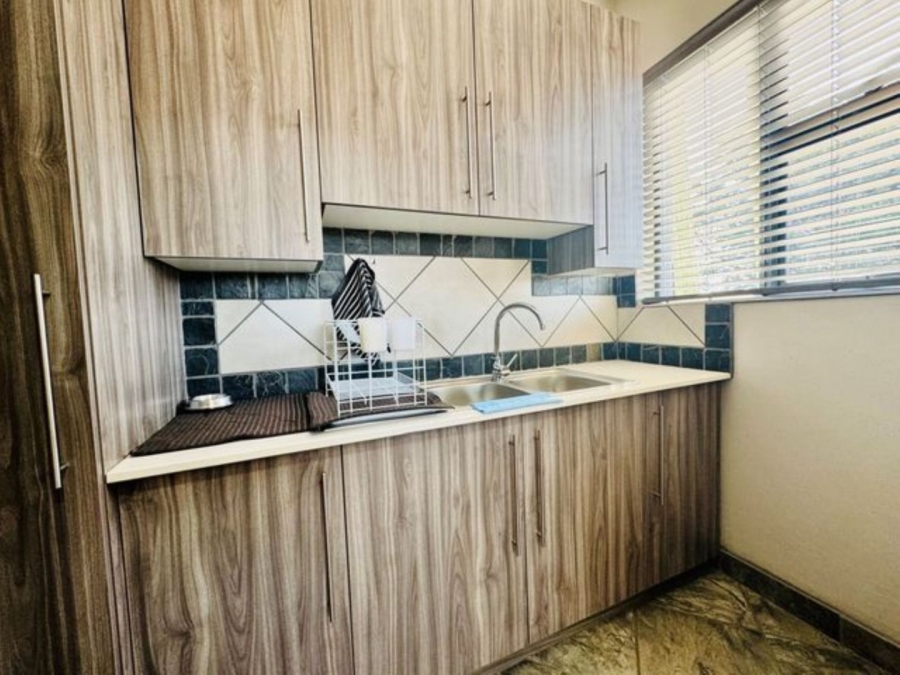 8 Bedroom Property for Sale in Annlin Gauteng