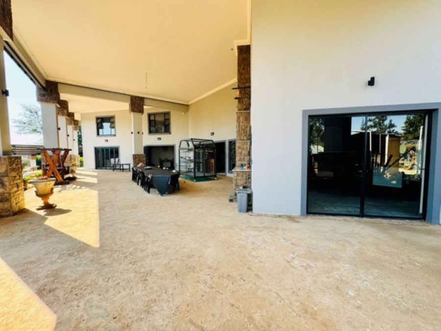8 Bedroom Property for Sale in Annlin Gauteng