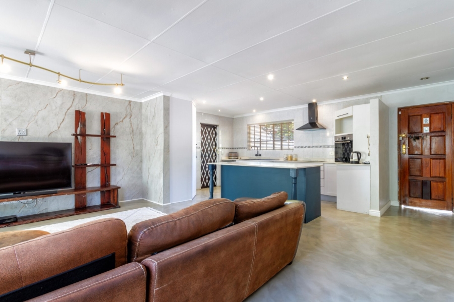 To Let 2 Bedroom Property for Rent in Northwold Gardens Gauteng