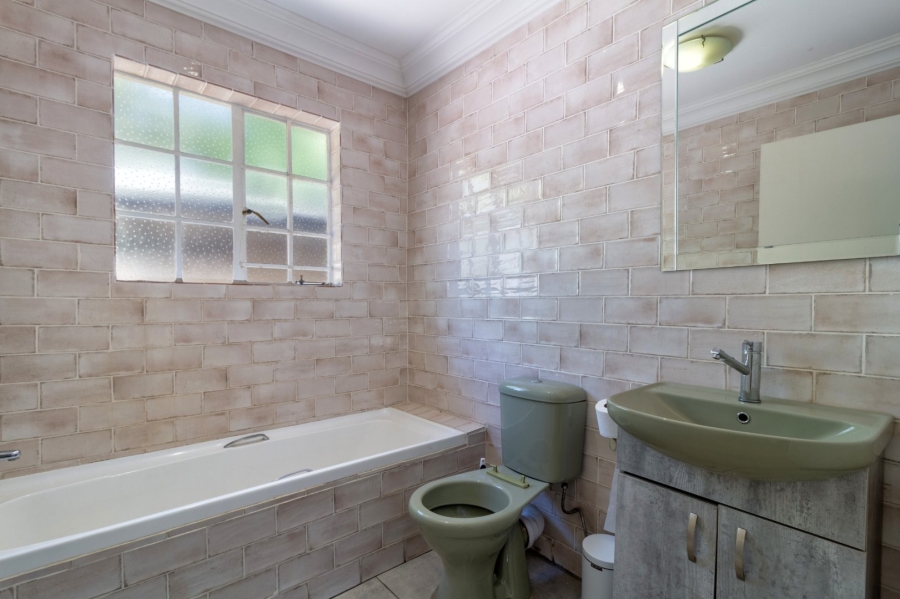 To Let 2 Bedroom Property for Rent in Northwold Gardens Gauteng