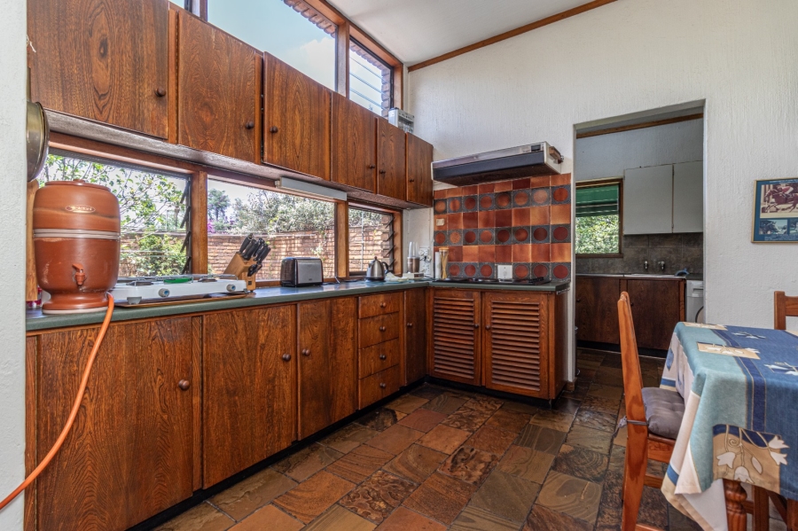  Bedroom Property for Sale in Bryanston Gauteng