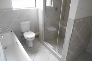 To Let 2 Bedroom Property for Rent in Goedeburg Gauteng