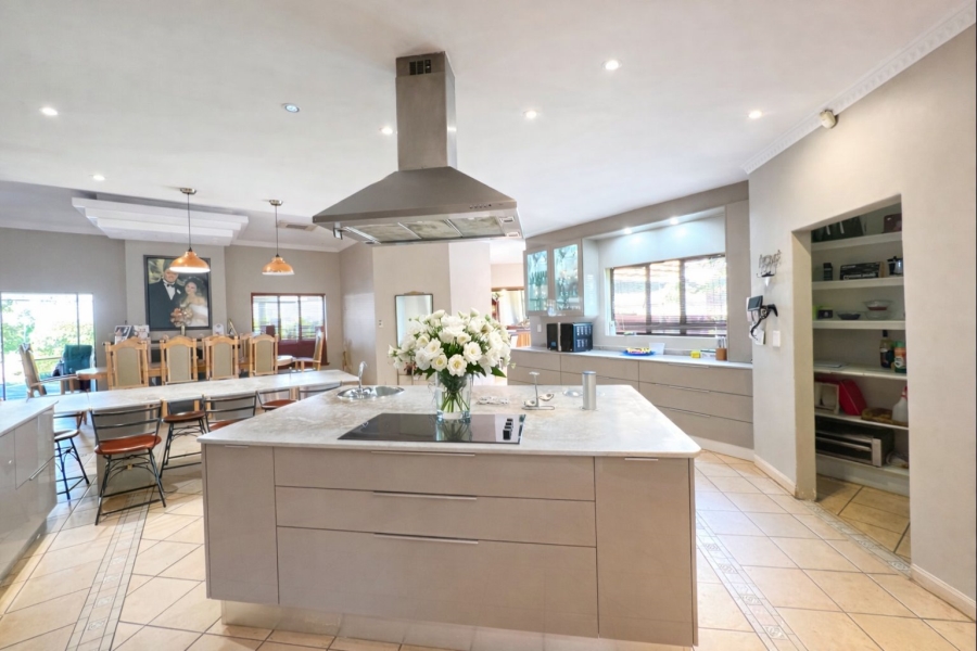 9 Bedroom Property for Sale in Mooikloof Equestrian Estate Gauteng
