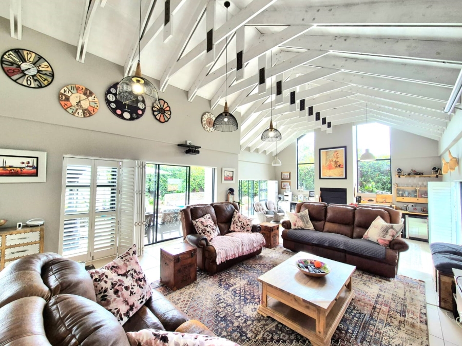 4 Bedroom Property for Sale in Midstream Ridge Gauteng