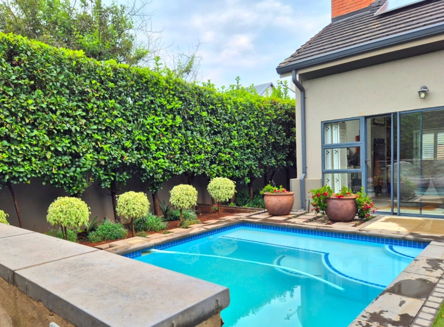 4 Bedroom Property for Sale in Midstream Ridge Gauteng