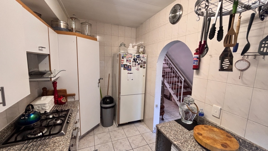 3 Bedroom Property for Sale in Brackenhurst Gauteng