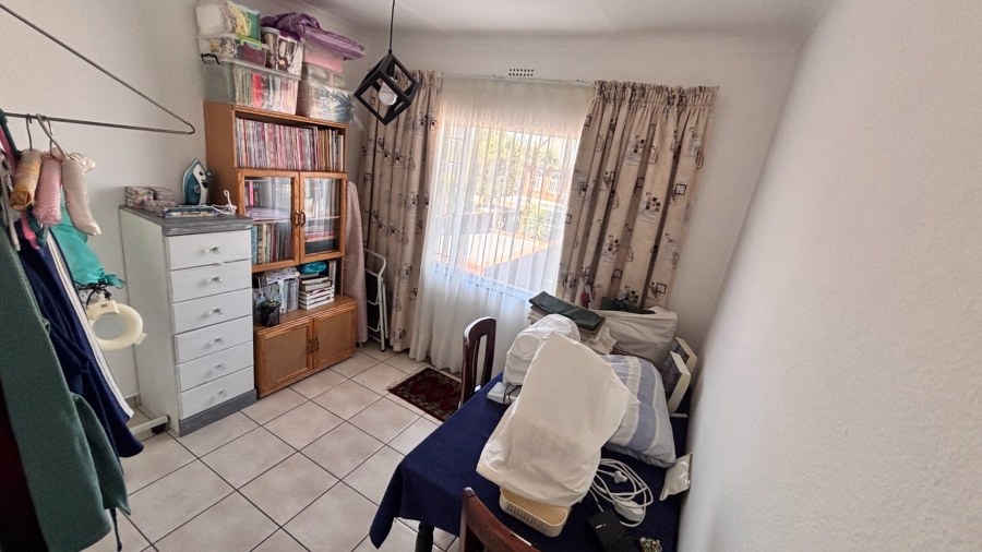 3 Bedroom Property for Sale in Brackenhurst Gauteng