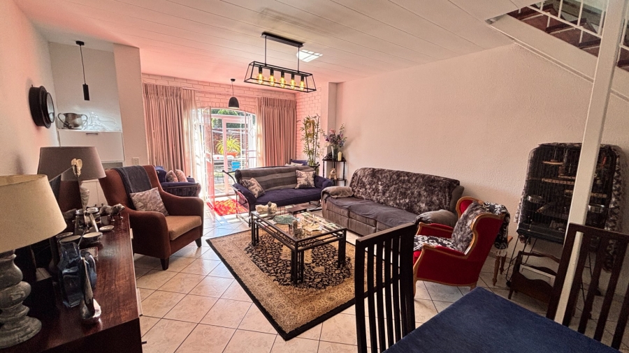 3 Bedroom Property for Sale in Brackenhurst Gauteng