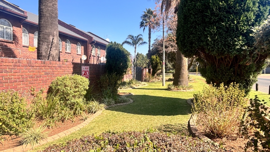 3 Bedroom Property for Sale in Brackenhurst Gauteng