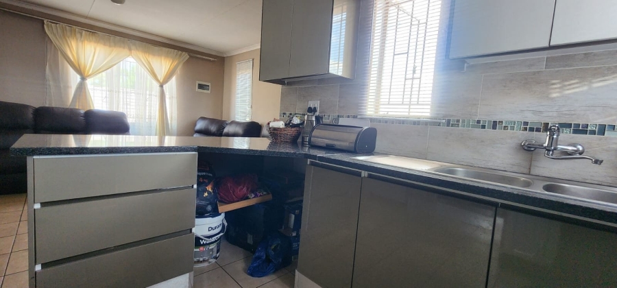3 Bedroom Property for Sale in Sky City Gauteng