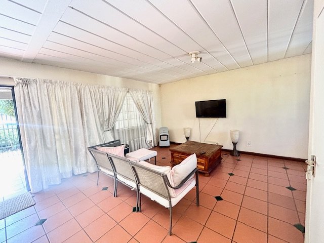 3 Bedroom Property for Sale in Halfway House Gauteng