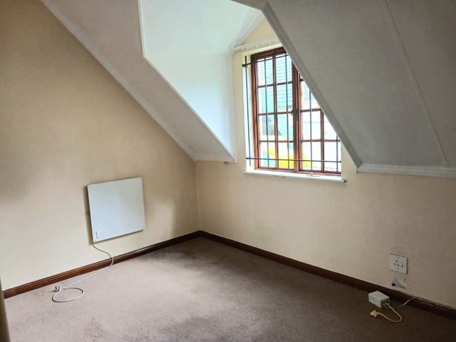 3 Bedroom Property for Sale in Halfway House Gauteng