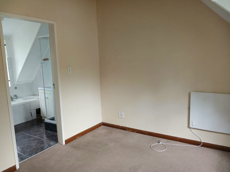 3 Bedroom Property for Sale in Halfway House Gauteng